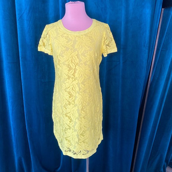 Donna Morgan Floral Lace Short Sleeve Sheath Dress Yellow - Picture 2 of 8